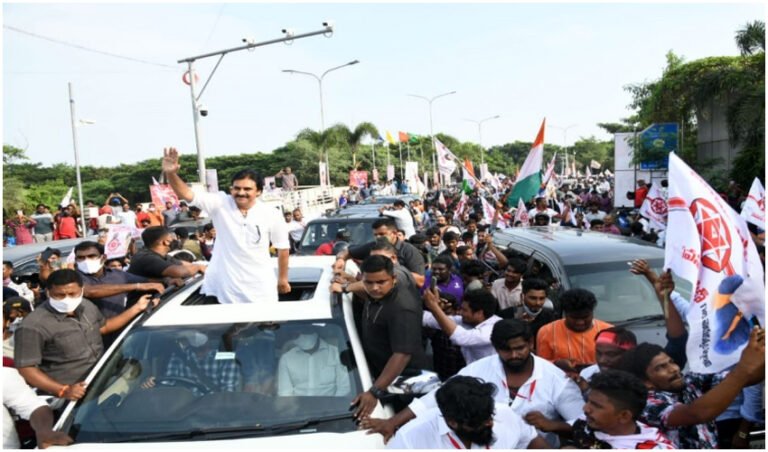 Pawan Kalyan support from Kapu , After Vizag Sabha Intelligence reports