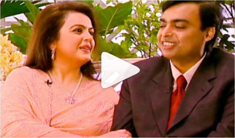 mukesh-ambani-sing-his-favourite-song-hum-honge-kamyaab