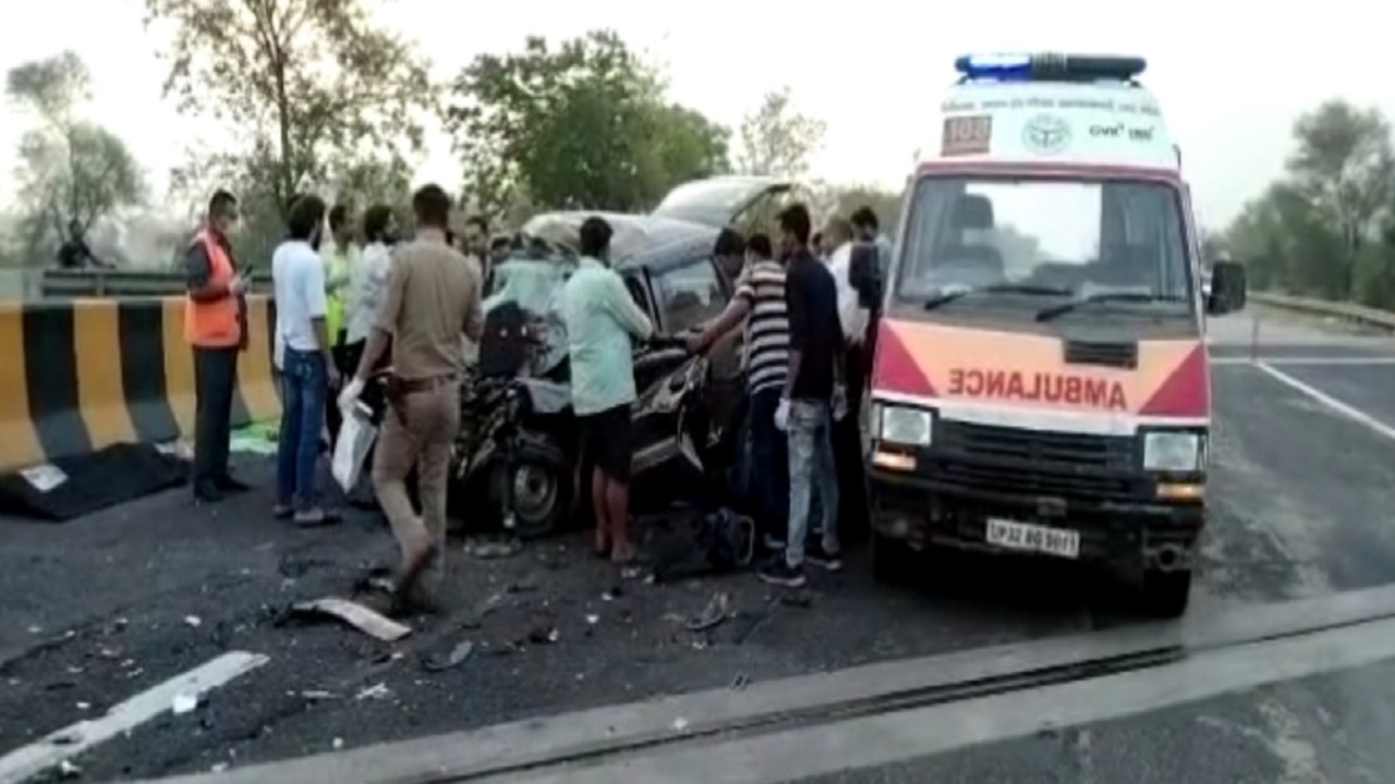 14 people died in up and maharashtra accident