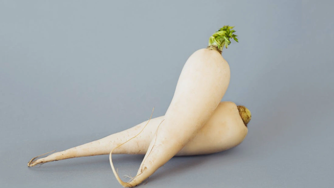 Eating Radish Health Benefits Can Control BP And Heart Problems
