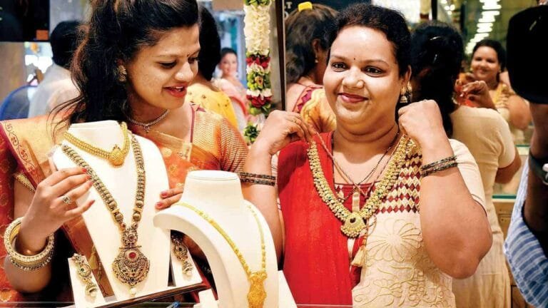 Gold prices today Silver Rates Down November-2-2022