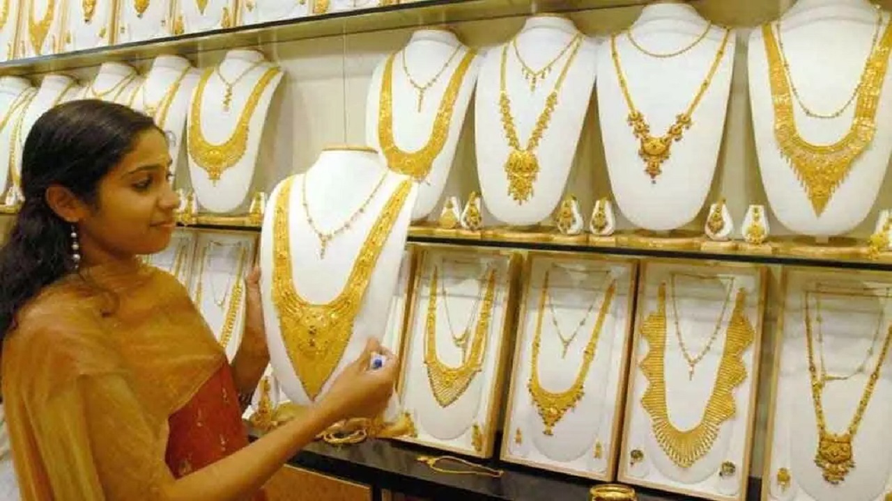 Gold and silver prices on may seventeenth