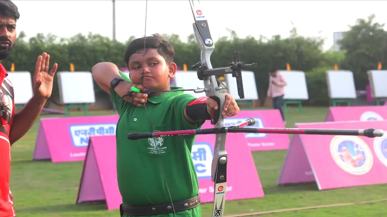 9 years old boy world records in archery