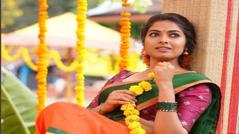 Bigg boss fame divi vadthya latest post goes to viral