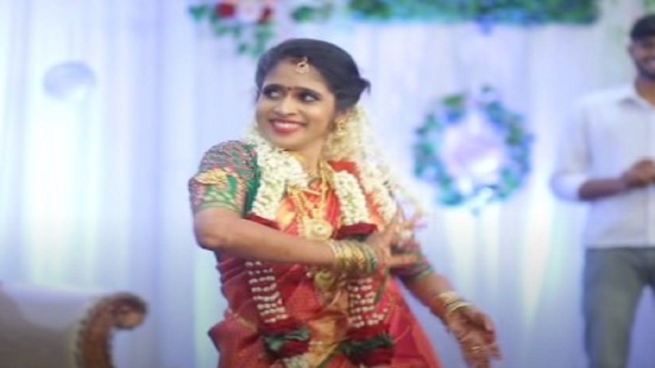 Bride beautiful dance goes to viral