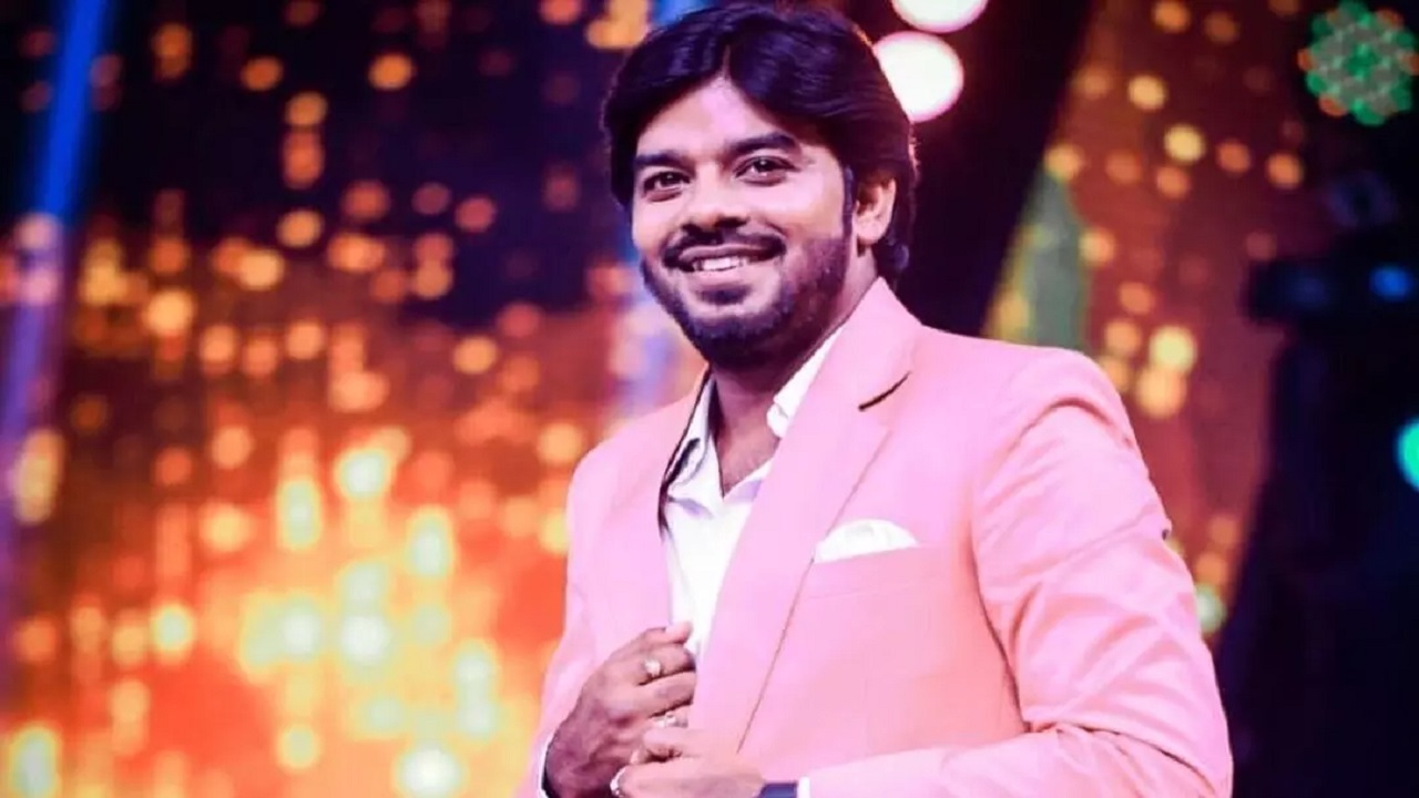 Sudigali sudheer open comments on love with rashmi