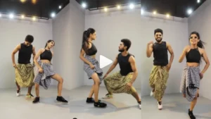 woman-mass-dance-wearing-with-lungi