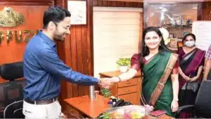 Alappuzha Collector : Kerala Husband takes over as Alappuzha collector from wife