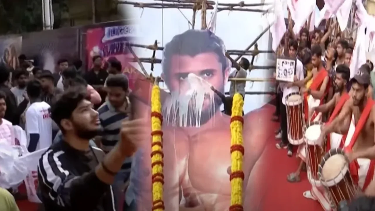 Liger Movie Trailer Review : Vijay Deverakonda Liger Movie Trailer Launch by Prabhas Director puri jagannadh 