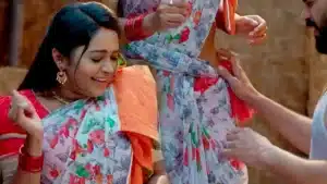 Malli Serial Today 29 July 2022 Episode _ Aravind supports Malli as she performs the rituals. Later, Satyamma gets possessed