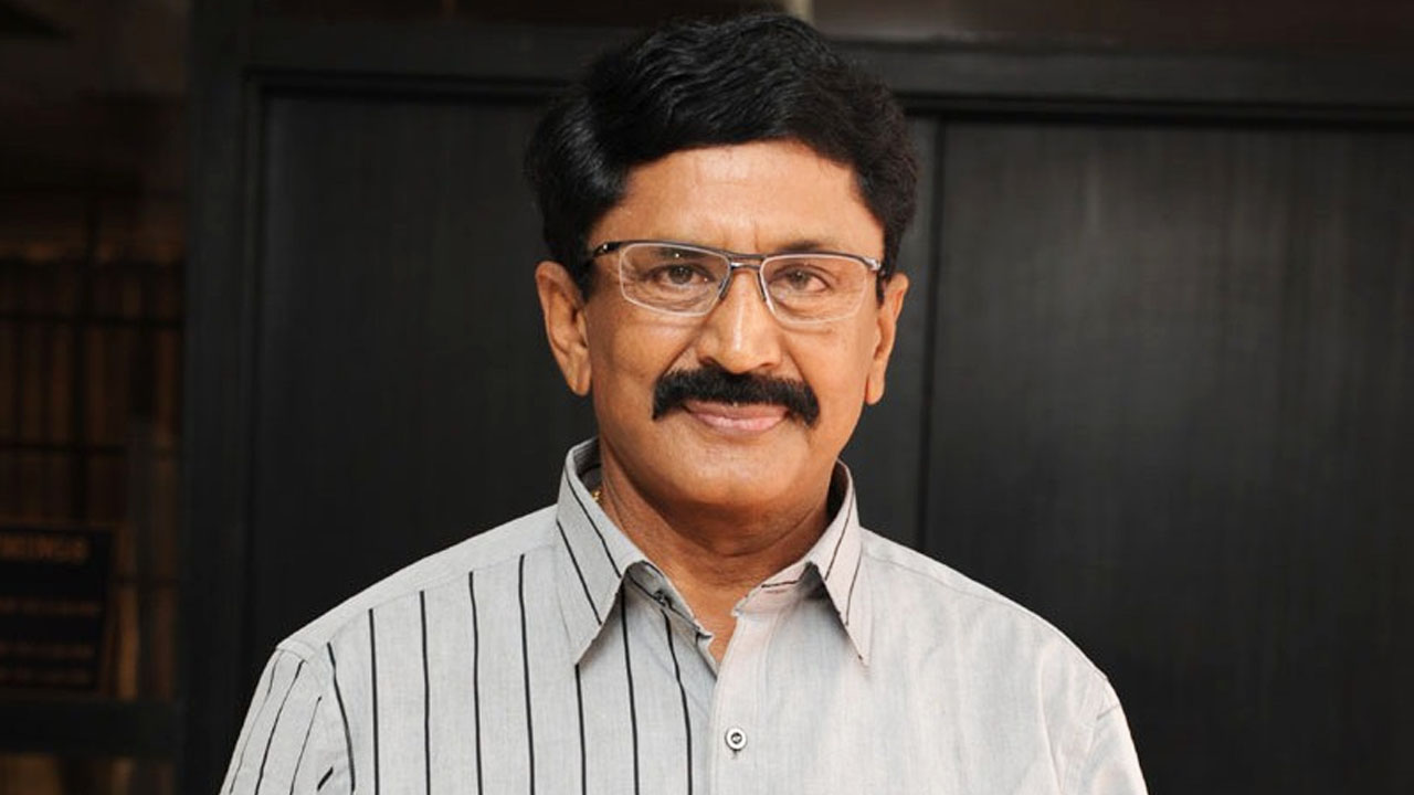 Murali mohan shocking comments on venkatesh