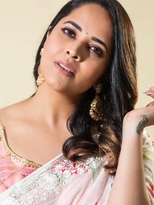 ఆ ఉసురు ఊరికే పోదంటూ అనసూయ షాకింగ్ కామెంట్