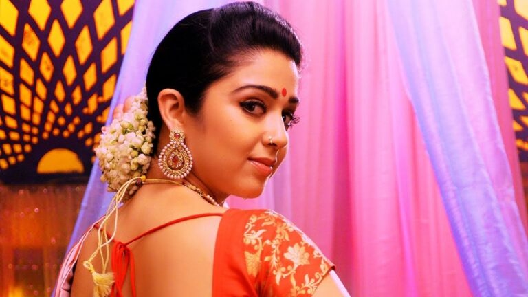 Charmy kaur shocking decision on her marriage