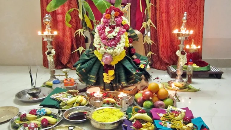 varalakshmi vratham 2022 lakshmi pooja benefits