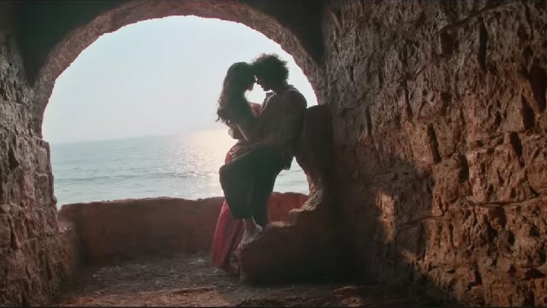 Vijay devarakonda and ananya pandey romance in liger movie