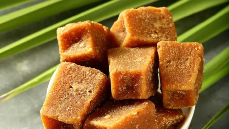 Jaggery tea drink daily for these benefits recipe