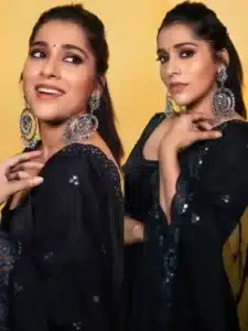 Rashmi gautam looks in black dress photos viral