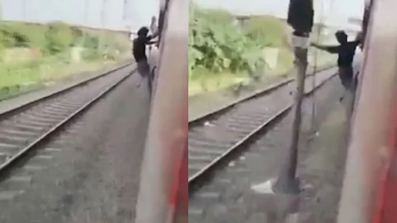 Youngman getting in to an accident while he doing insta reels in the train