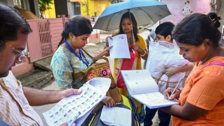 Telangana SIR Survey : తెలంగాణ ఓటర్లకు మరో ఛాన్స్.. SIR ఎన్యూమరేషన్ గడువు ఆగస్టు 10 వరకు పొడిగింపు
